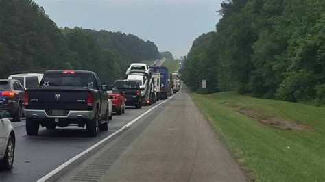 I-26 Traffic Moving Again After Accident | wltx.com