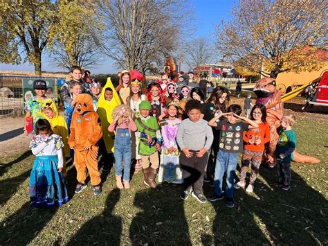 Green Meadows Trick-or-Treat CORN MAZE, Green Meadows Petting Farm Wisconsin, East Troy, October ...