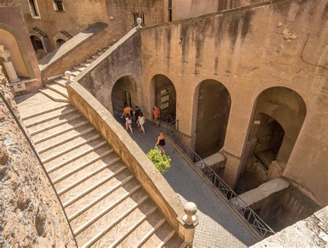 Castel Sant' Angelo interior stairs and archways | Violeta Matei ...