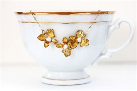 Gold Flower Necklace Gold Flower Necklace Gold Flower Pearl Necklace Gift for Her Bridesmaid ...