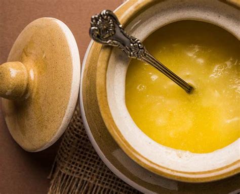 Let Ghee Work Its Magic On Your Skin With These Face Mask Recipes | HerZindagi