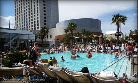 Las Vegas Holiday: The Palms Casino Resort Family