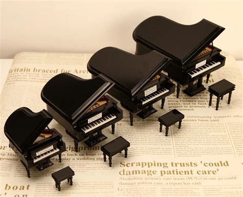 Handmade Wooden Musical Instruments Mini Piano Miniature Model Decorat ...