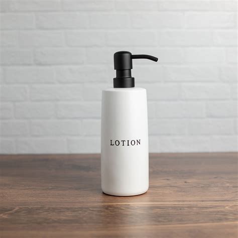 Signature lotion dispenser matte black – Artofit