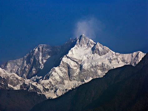 Kangchenjunga :: HimalayanWonders.Com