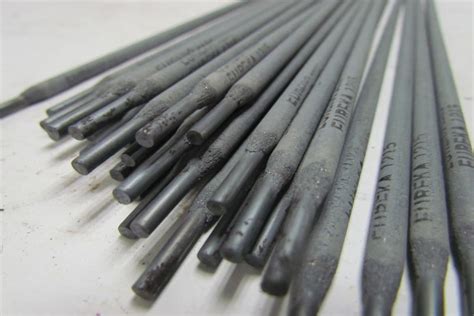 6013 Welding Rod (Stick Electrodes) Smooth Surface 60000 PSI Tensile Strength - Arad Branding