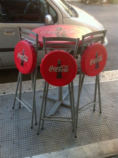 Vintage Coca Cola bar table with 3 stools, 1970s - Catawiki