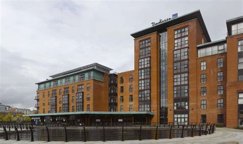 Radisson Blu Hotel Belfast | Budget Accommodation Deals and Offers Book ...