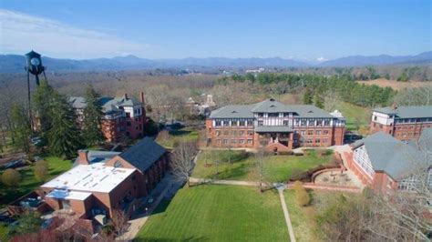 Asheville School - USBoardingSchools.com