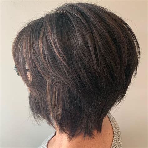 2023 Latest Razored Two-layer Bob Hairstyles for Thick Hair