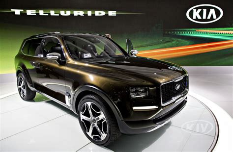 Is the 2021 Kia Telluride Worth an Extra $25K?