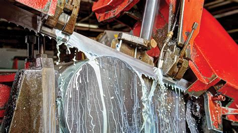 The benefits of adding a coolant on sawing operations