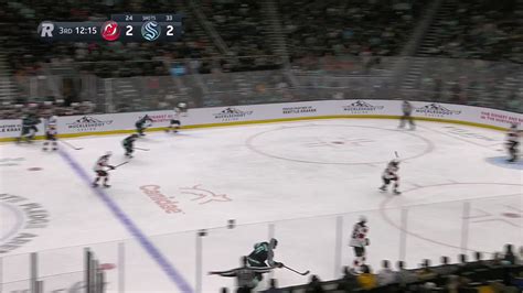 NHL on Twitter: "Brandon Tanev restores the lead for the @SeattleKraken! 🥵 https://t.co ...