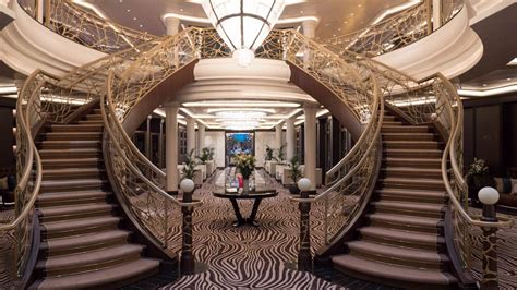 In Avid Cruiser's Seven Seas Explorer Reviews, we take a look at suites ...