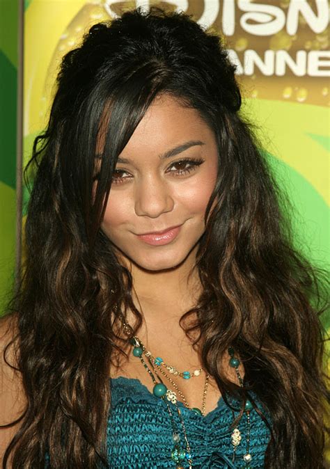 Red Carpet Dresses: Vanessa Hudgens - "High School Musical" Disney ...