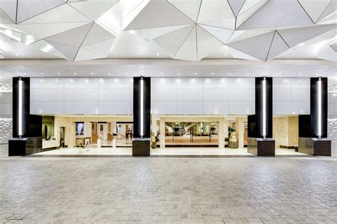 Hilton Hotel LAX Airport Los Angeles, CA - See Discounts