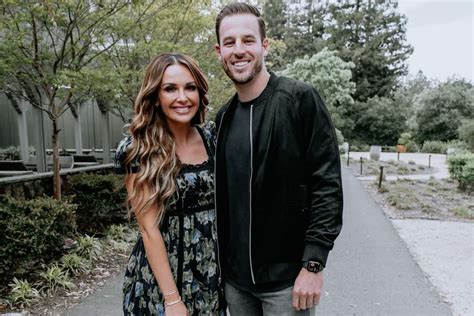 PHOTOS: Carly Pearce Enjoys 'Dreamy' Napa Valley Vacation With Boyfriend Riley King - Country Now