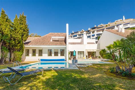 Puerto Banus Deluxe Villa - Marbella