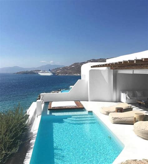 Amazing luxurious seaside villa in Mykonos, Greece courtesy of ...