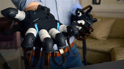 HaptX's VR Glove is the Closest I've Come to Touching the Virtual World