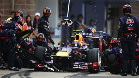 How Does the Pit Stop Strategy Work in F1 Racing? - Motorsport Explained