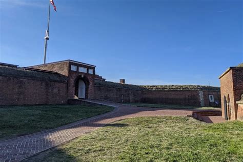 Fort McHenry National Monument and Historic Shrine - Go Wandering