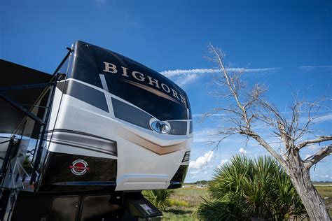 Bighorn Fifth Wheels - Heartland RVs