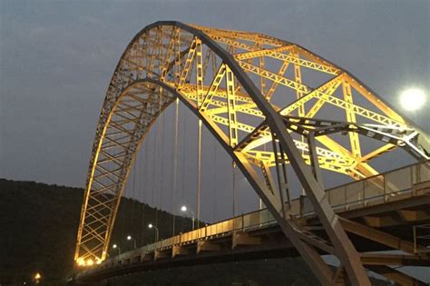 Ghana – Adomi Bridge, Volta River