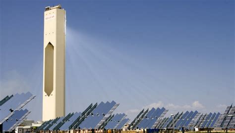 Australian researchers set new world record in solar-energy efficiency ...