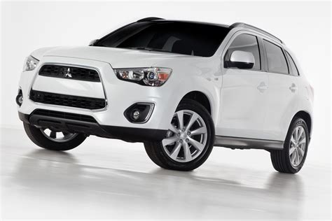 Mitsubishi Outlander Sport - Information and photos - MOMENTcar