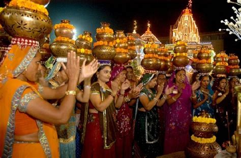 Famous Festivals of Gujarat - List of Fair & Festivals