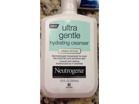 Neutrogena Ultra Gentle Hydrating Cleanser Creamy Formula (Pack of 2) Ingredients and Reviews