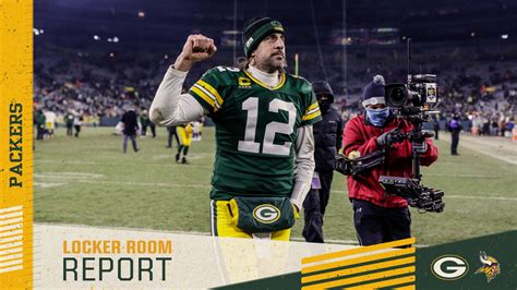 Aaron Rodgers makes another MVP statement in dominant win over Vikings