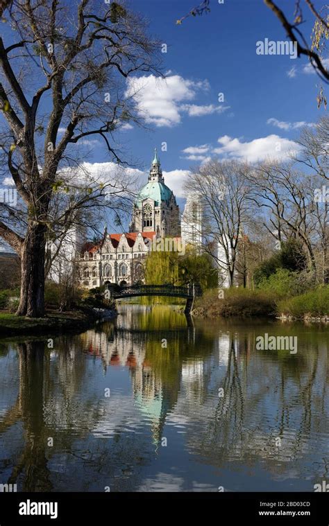 Neues Rathaus in Hannover Stock Photo - Alamy