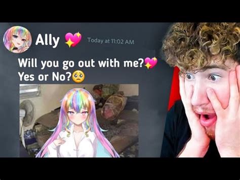 Socksfor1 TEXTS Ally on Discord while RECORDING a video because of this... - YouTube