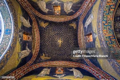 56 Interior Of Mausoleum Of Galla Placidia In Ravenna Stock Photos ...