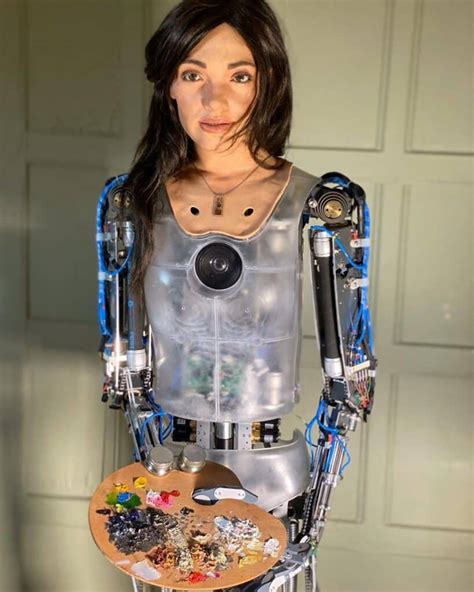 World’s First Robot Artist To Exhibit Self-Portraits This Summer | LaptrinhX / News