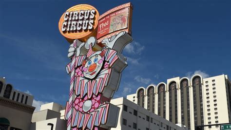 Circus Circus Reno to Open Hotel Rooms a Year After COVID-19 Lockdown ...