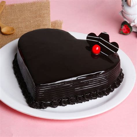 Heart Shaped Chocolate Cake- MyFlowerTree