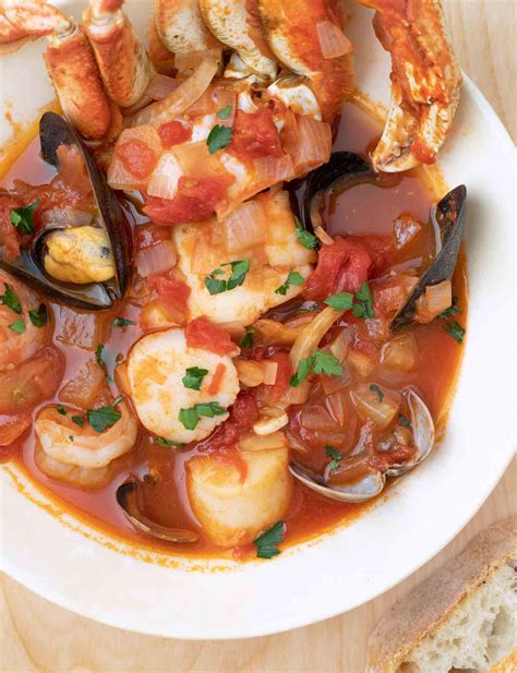 Cioppino Recipe {Fisherman Stew} |Chef Dennis