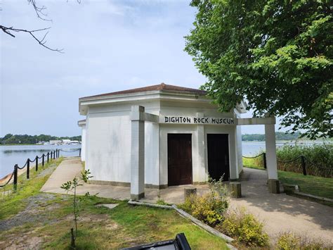 Dighton Rock – Berkley, Massachusetts - Atlas Obscura