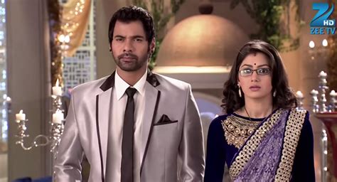 Kumkum Bhagya Pragya And Abhi Wallpaper - Kumkum Bhagya Serial Hd - 1288x696 - Download HD ...