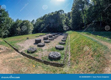 Ancient Dacian Sanctuary at the Sarmizegetusa Regia, Romania Editorial ...