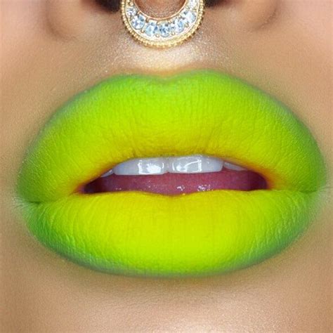 Pin by Terra Thayer on Maquiagens Perfeitas | Lip art makeup, Lip art, Creative makeup