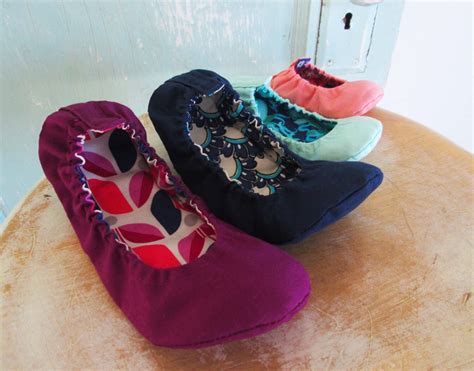 SALE Shoe Sewing Pattern PDF Elastic Reversible flats