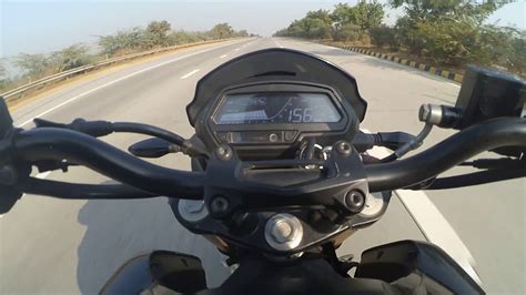 Dominar 400 | Top Speed | Yamuna Expressway - YouTube