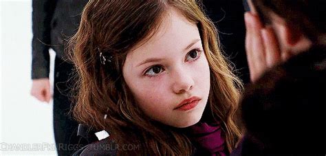 renesmee cullen gifs | WiffleGif