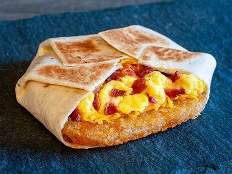 Taco Bell Breakfast Crunchwrap Copycat Recipe by Todd Wilbur