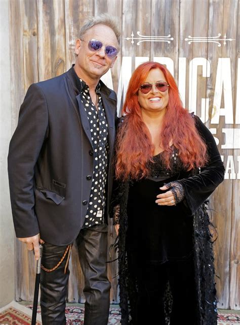 Wynonna Judd: Photos of the Country Music Icon – Hollywood Life