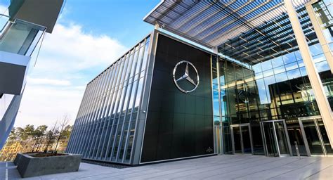 Mercedes Tells Its Headquarter U.S. Employees They’ll Work From Home ...